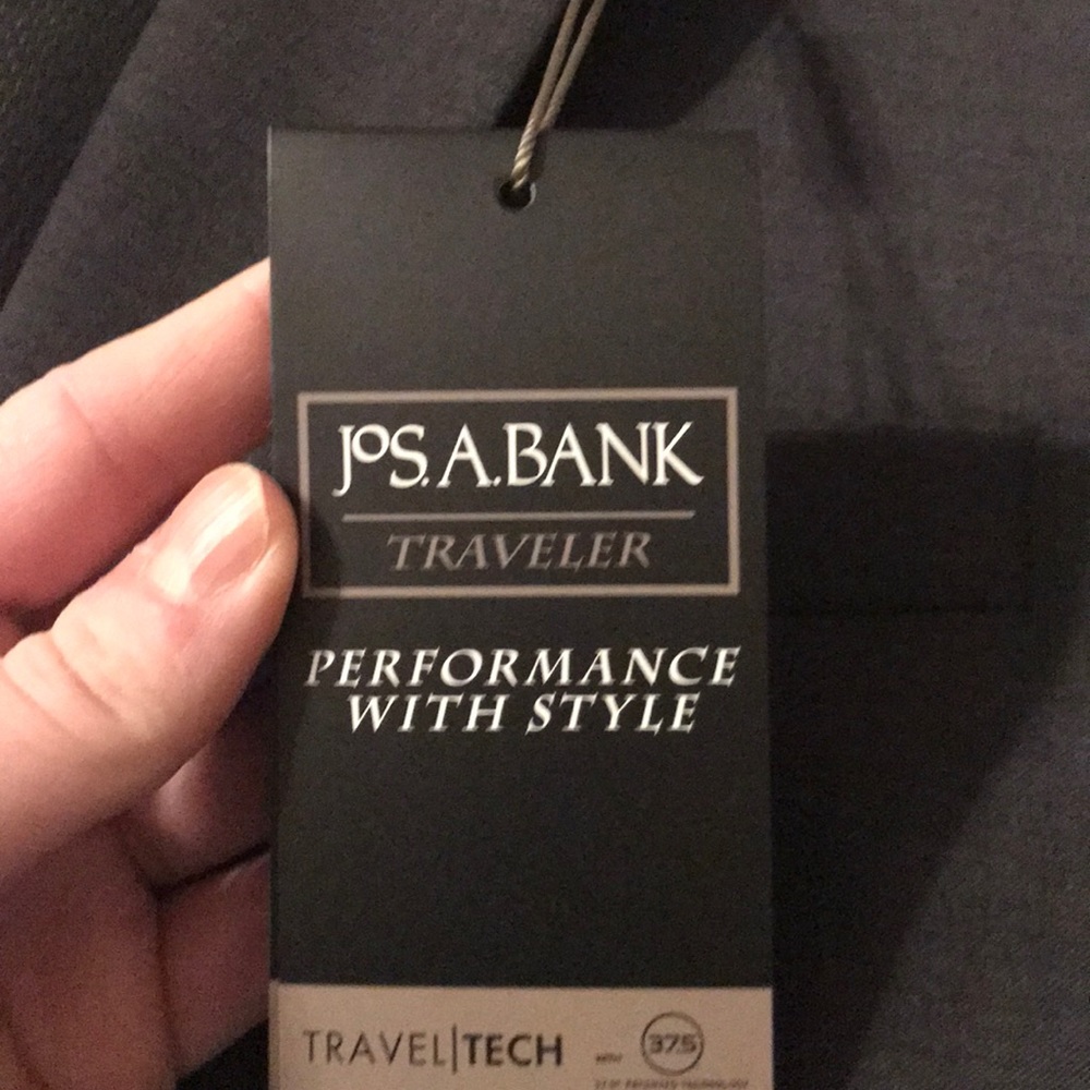 Men’s Travel Tech Suit (Slim Fit) - Picture 3 of 6